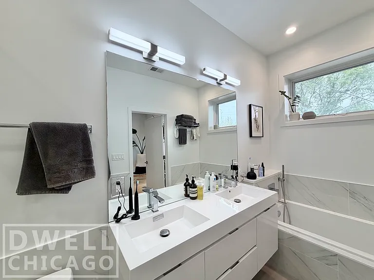 969 W 18th St #1 — Photo 19