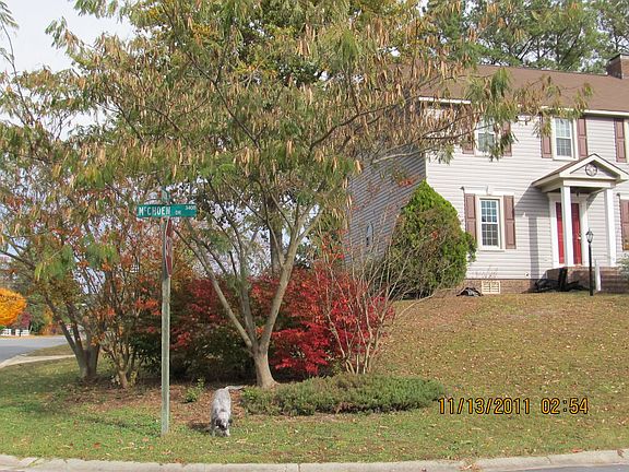 2nd image of 3472 McChoen Dr