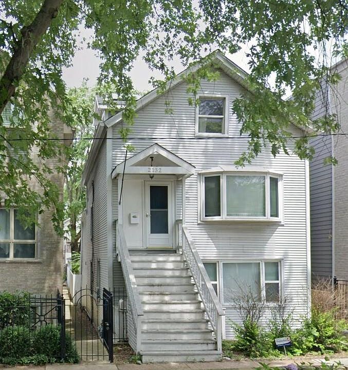 1st image of 2132 W Barry Ave #2T