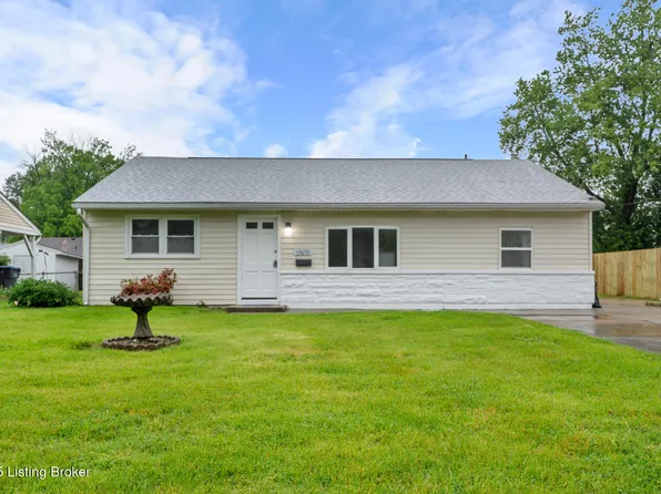 13600 Greystone Ave, Louisville, KY 40272