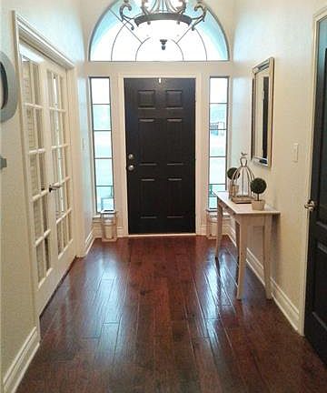 3rd image of 104 Hearthstone Ct