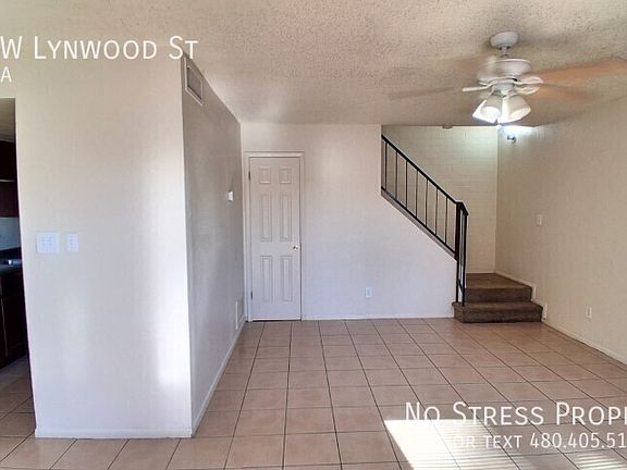 4th image of 5305 W Lynwood St
