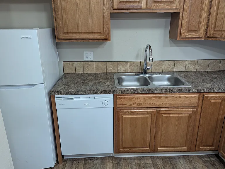 5204 Windsor Island Rd N #A — Photo 11