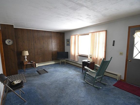 3rd image of 354 Grand Ave