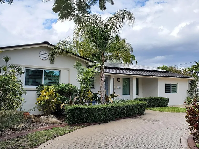 13000 Coronado Ln — Photo 2
