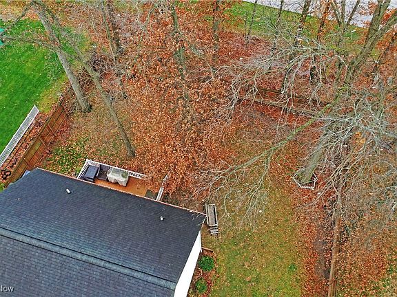 5th image of 6415 Meander Glen Dr