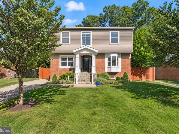 7406 Valleycrest Blvd, Annandale, VA 22003