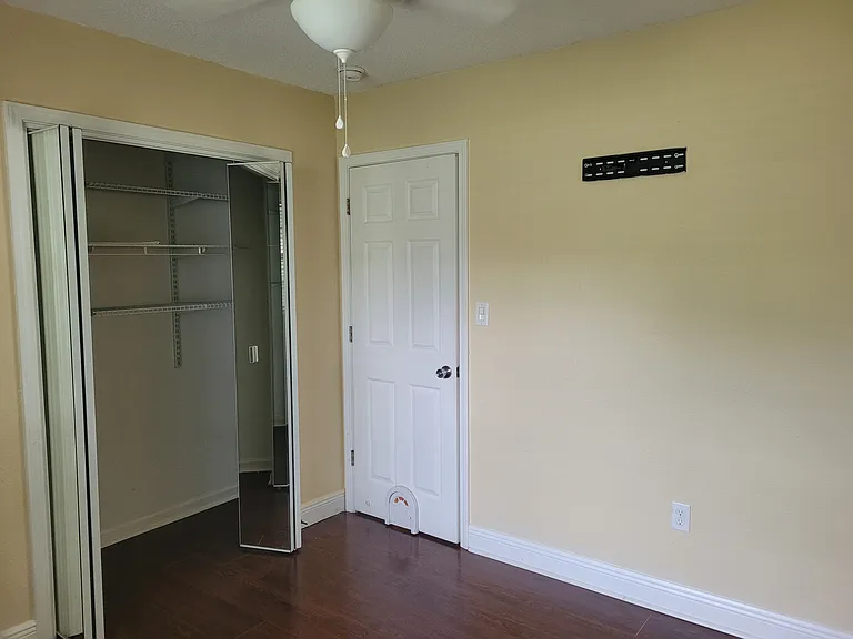 632 Mayflower Ave — Photo 10