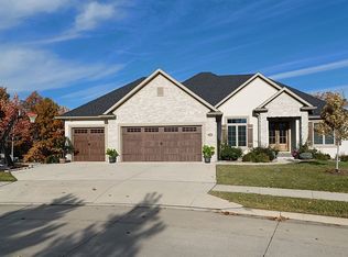 405 Kapalua Ct, Columbia, MO 65201