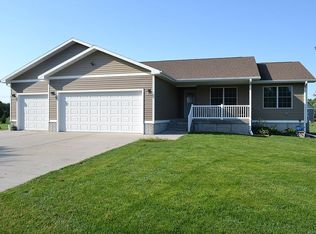 4419 Stoneridge Path, Grand Island, NE 68801