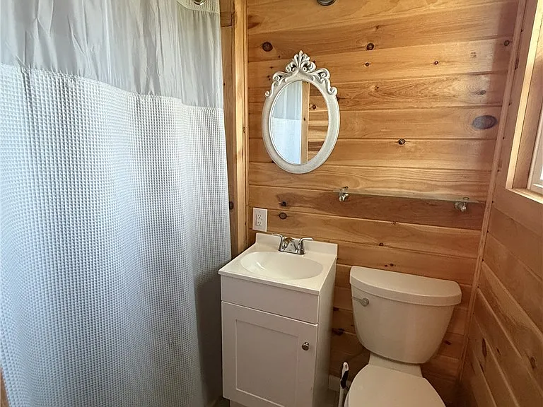 238 Brock Rd — Photo 3