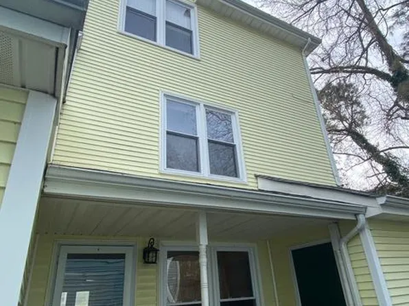 524 Pine Tops Ct, Virginia Beach, VA 23451