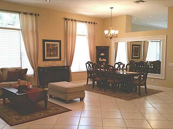 5th image of 2543 Bay Pointe Dr