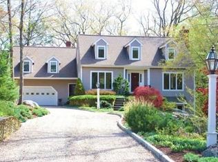 13 Moses Hill Rd, Manchester, MA 01944