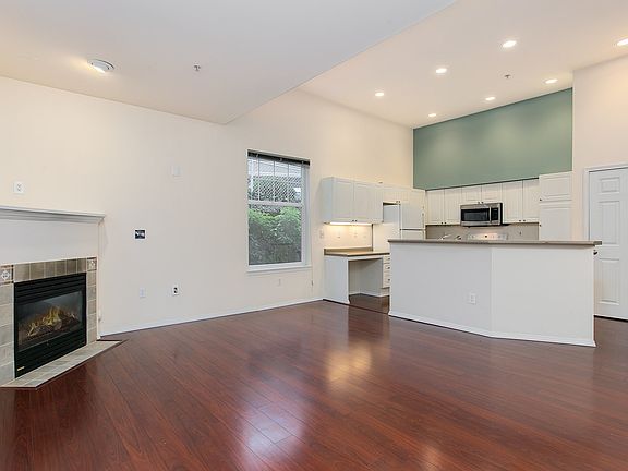 3rd image of 16125 Juan Wd Way NE Unit 1505