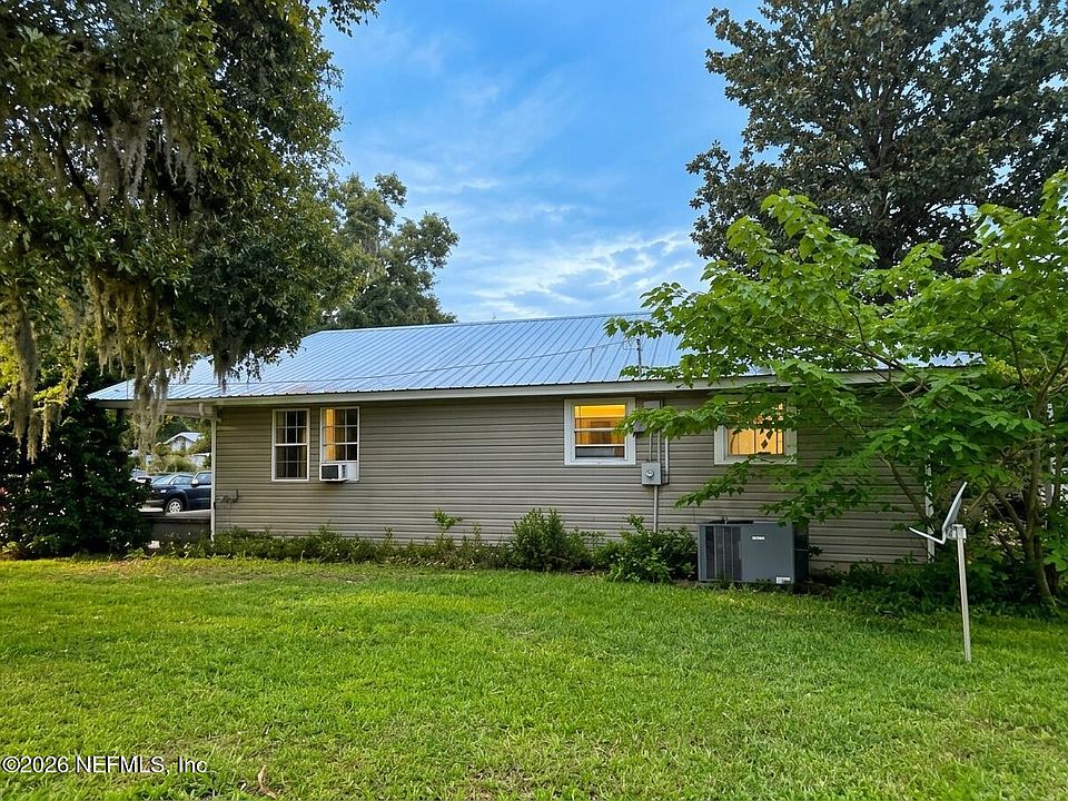 1st image of 1051 NE LAKE Drive