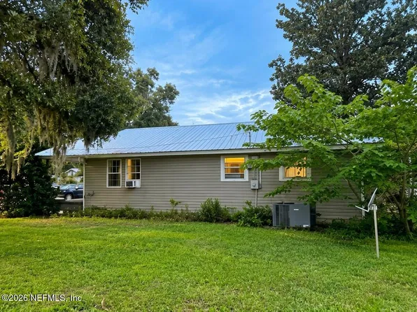 1051 NE LAKE Drive, Lake City, FL 32055