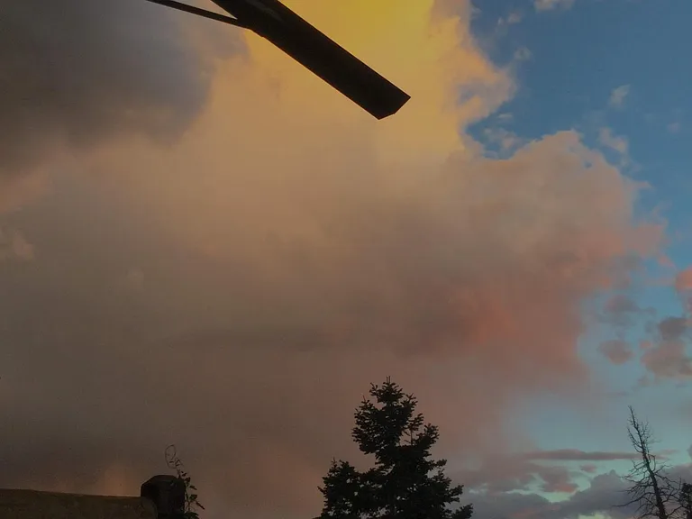 Oh my.....
Beauty sky.