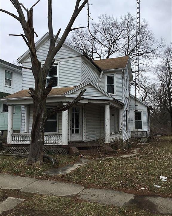 1st image of 431 W Fairview Ave