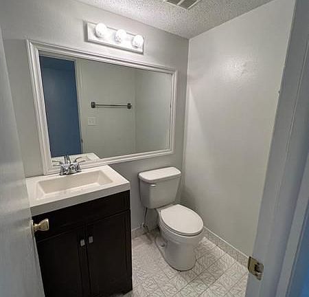 5th image of 404 NW 68th Ave APT 203