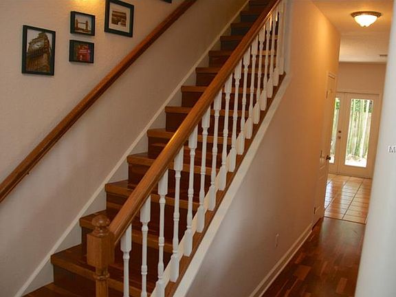 2nd image of 921 Morris Ave