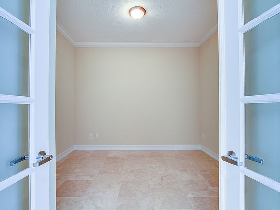 4th image of 701 S Olive Ave APT 1421