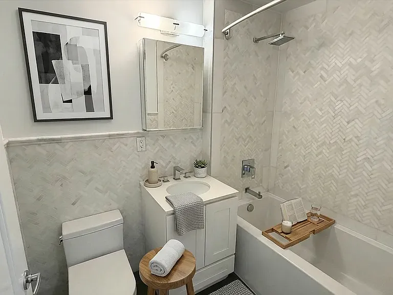 238 E 106th St #3C — Photo 3