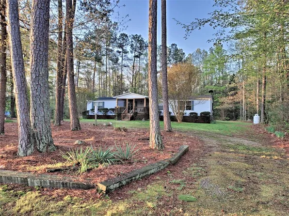 135 Spring Branch Dr, Macon, NC 27551