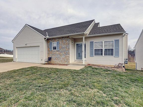 2nd image of 1550 Fall Creek Dr