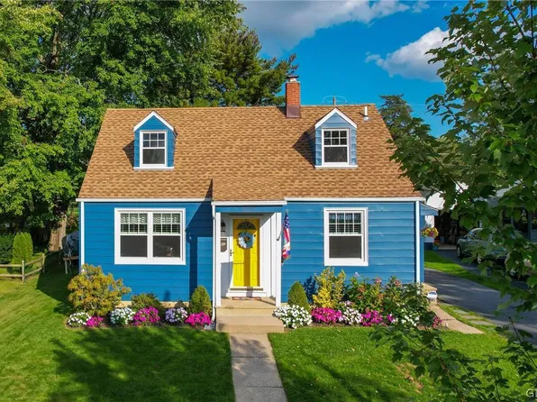 227 Willow Rd, Hellertown, PA 18055