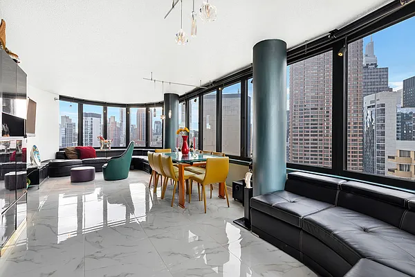 Rented by R New York | media 1