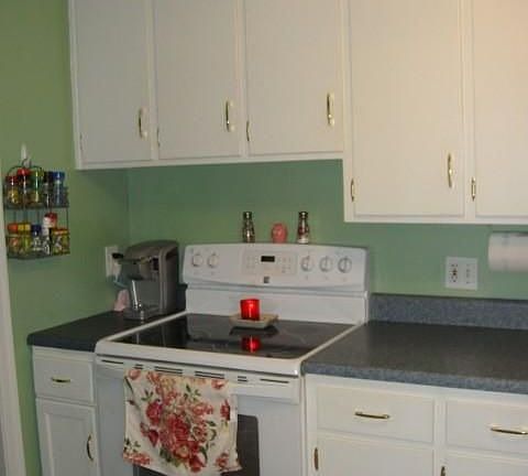 2nd image of 3824 Bohon St NE