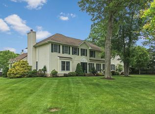 19 Melissa Ln, Succasunna, NJ 07876