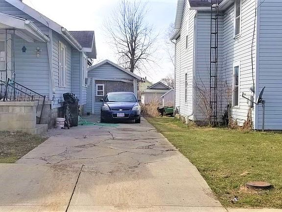 2nd image of 269 Latourette St