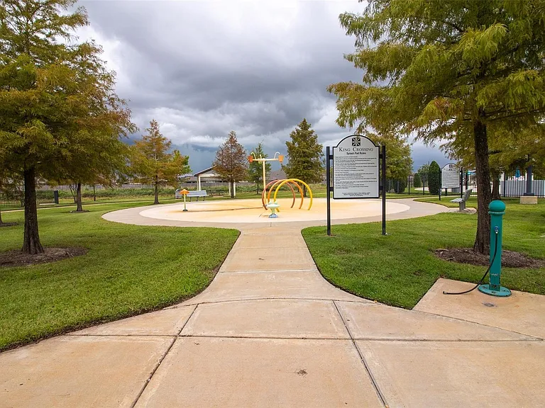 5407 Baronet Dr — Photo 45