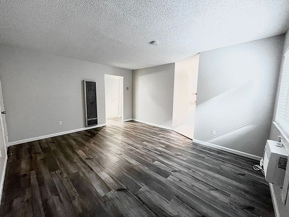 2nd image of 510 23rd St APT 17