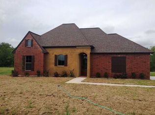 208 Ridge Run Ln, Carencro, LA 70520