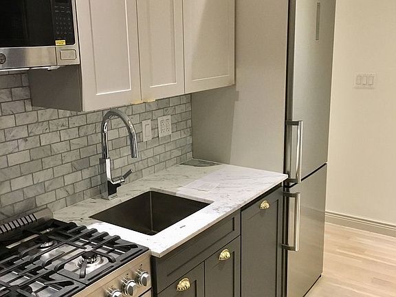 4th image of 156 Stanton St #3A