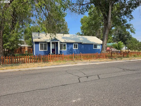 1292 W Fillmore St, Burns, OR 97720