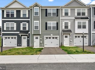 793 Setting Sun Ln, Chambersburg, PA 17201