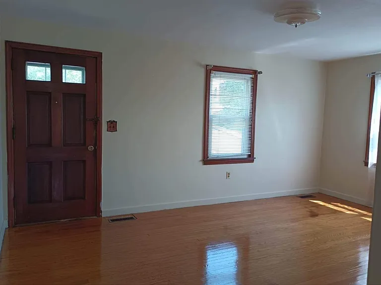 801 Duff Ave — Photo 19