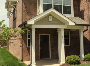 832 Hillview Hts, Nashville, TN 37204