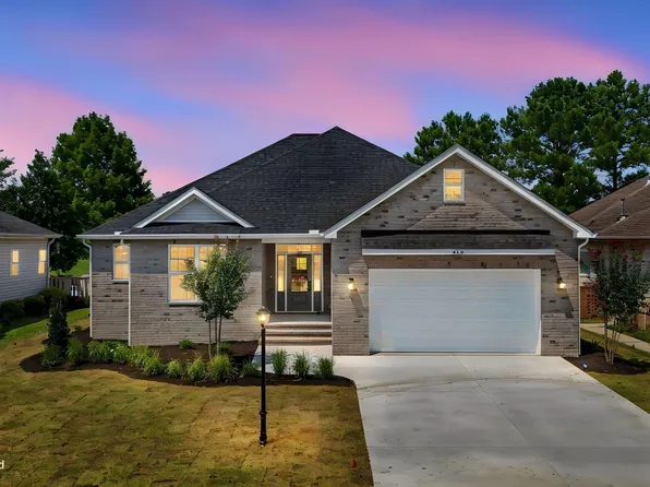 216 Ravennaside Drive NW, Calabash, NC 28467