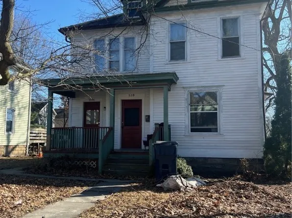 559 E Perry St, Salem, OH 44460