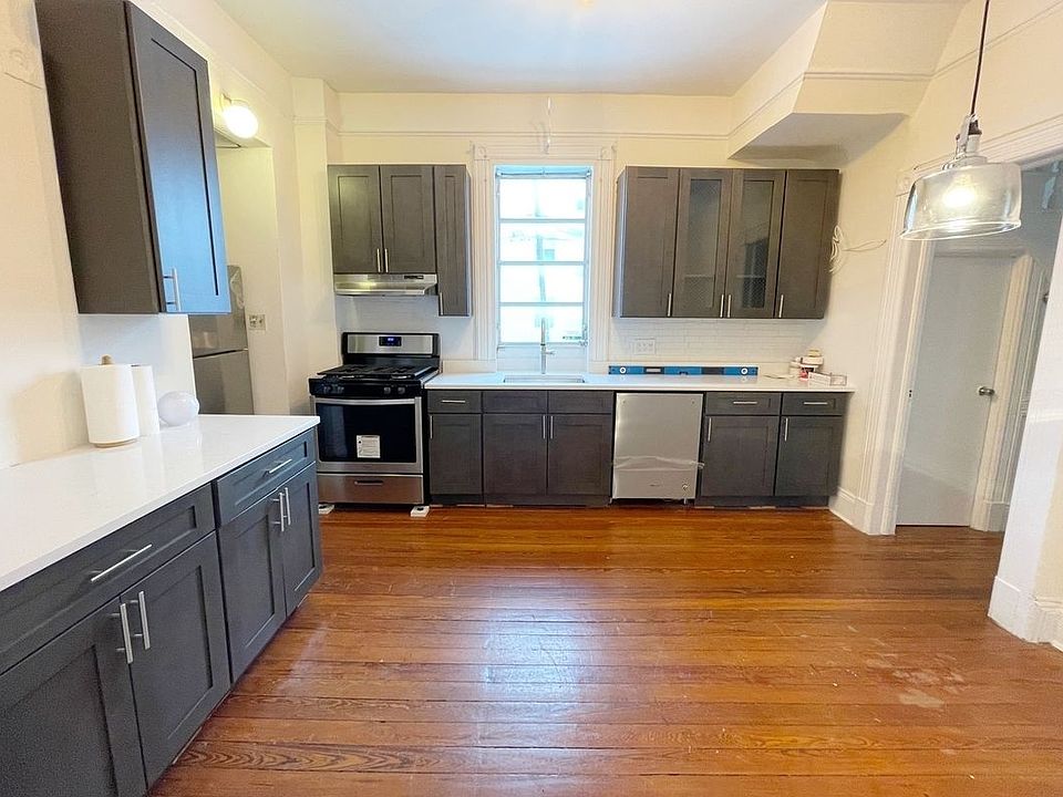 1st image of 14-28 Astoria Park S #1B