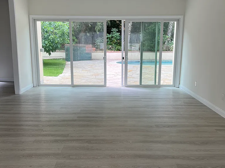 18048 Karen Dr — Photo 6