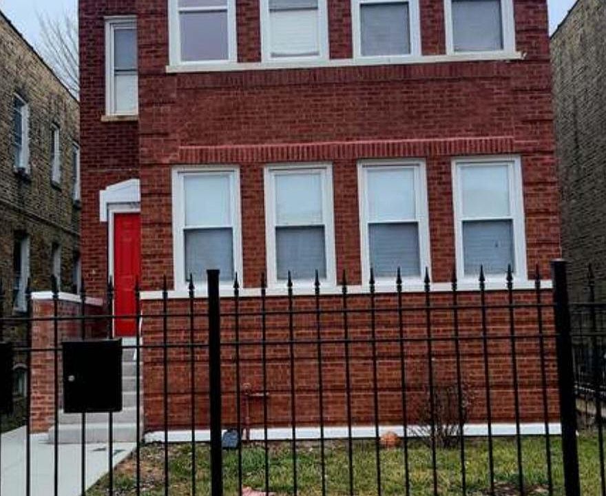 1st image of 1630 N McVicker Ave Unit 2
