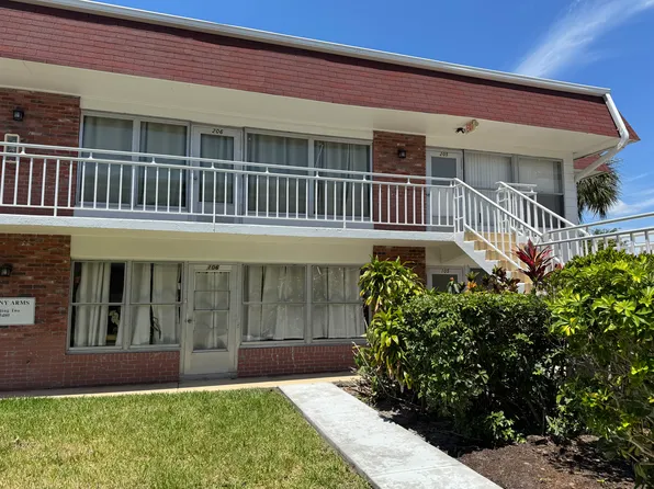 3480 32nd Ave N APT 105, Saint Petersburg, FL 33713