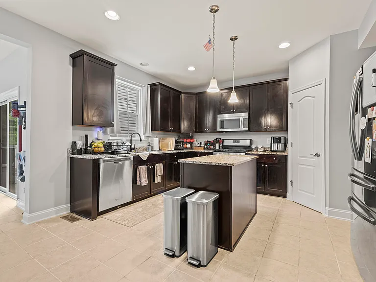 23215 Tradewind Dr — Photo 10