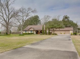 7206 Cemetery Rd, Manvel, TX 77578